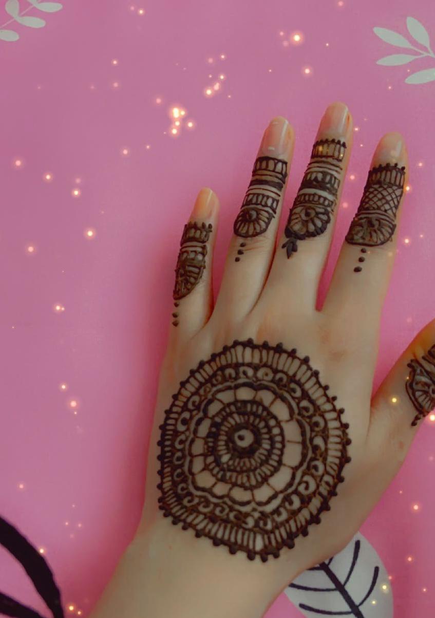 Circular mandala mehndi design